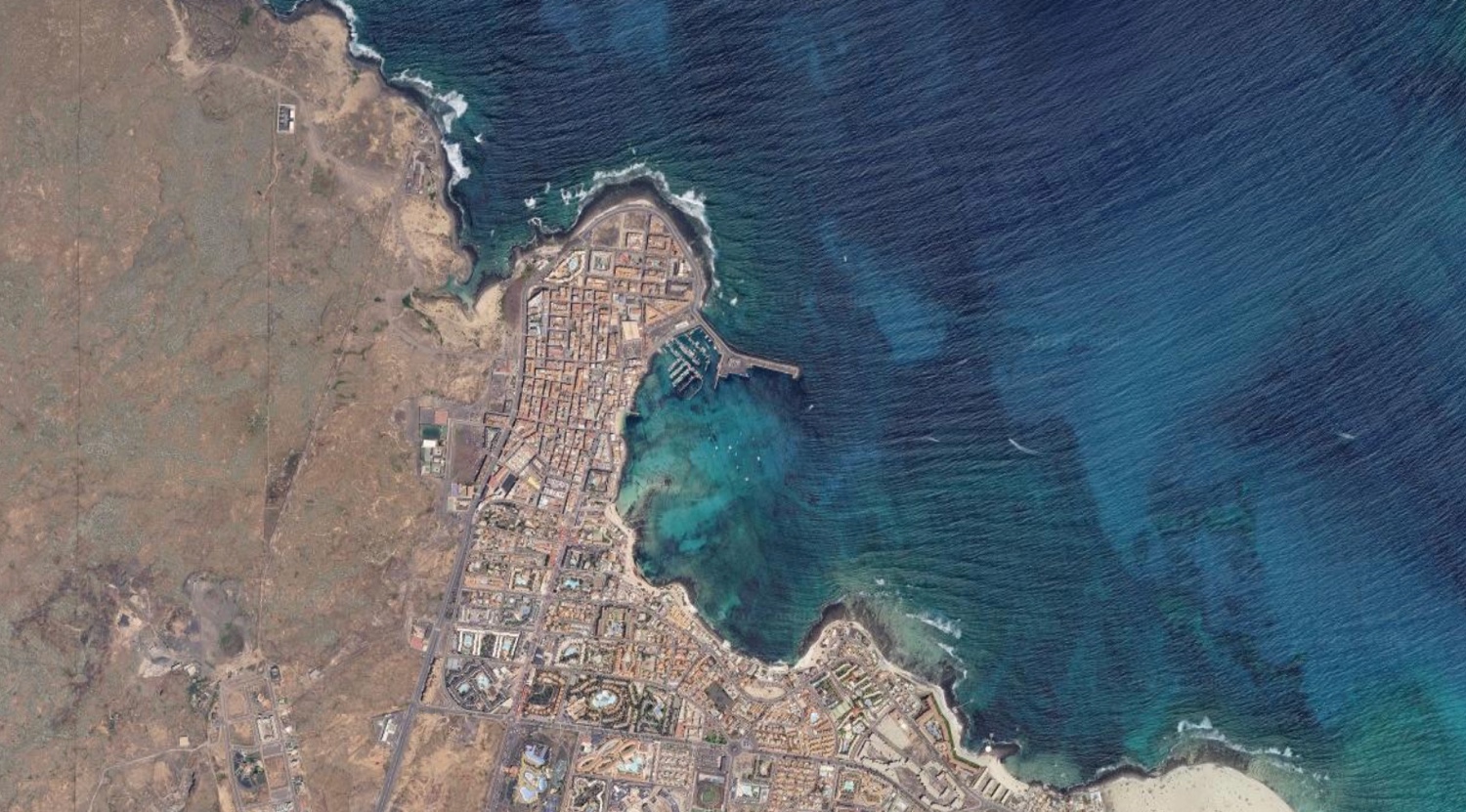 Map of the Waikiki wind spot and Corralejo coastline